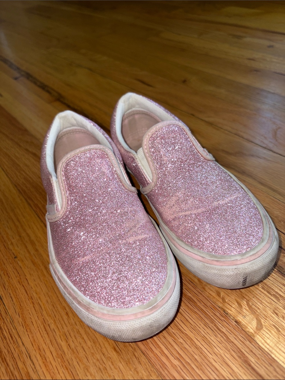 Vans Classic Slip-On Glitter Sneakers - Pink